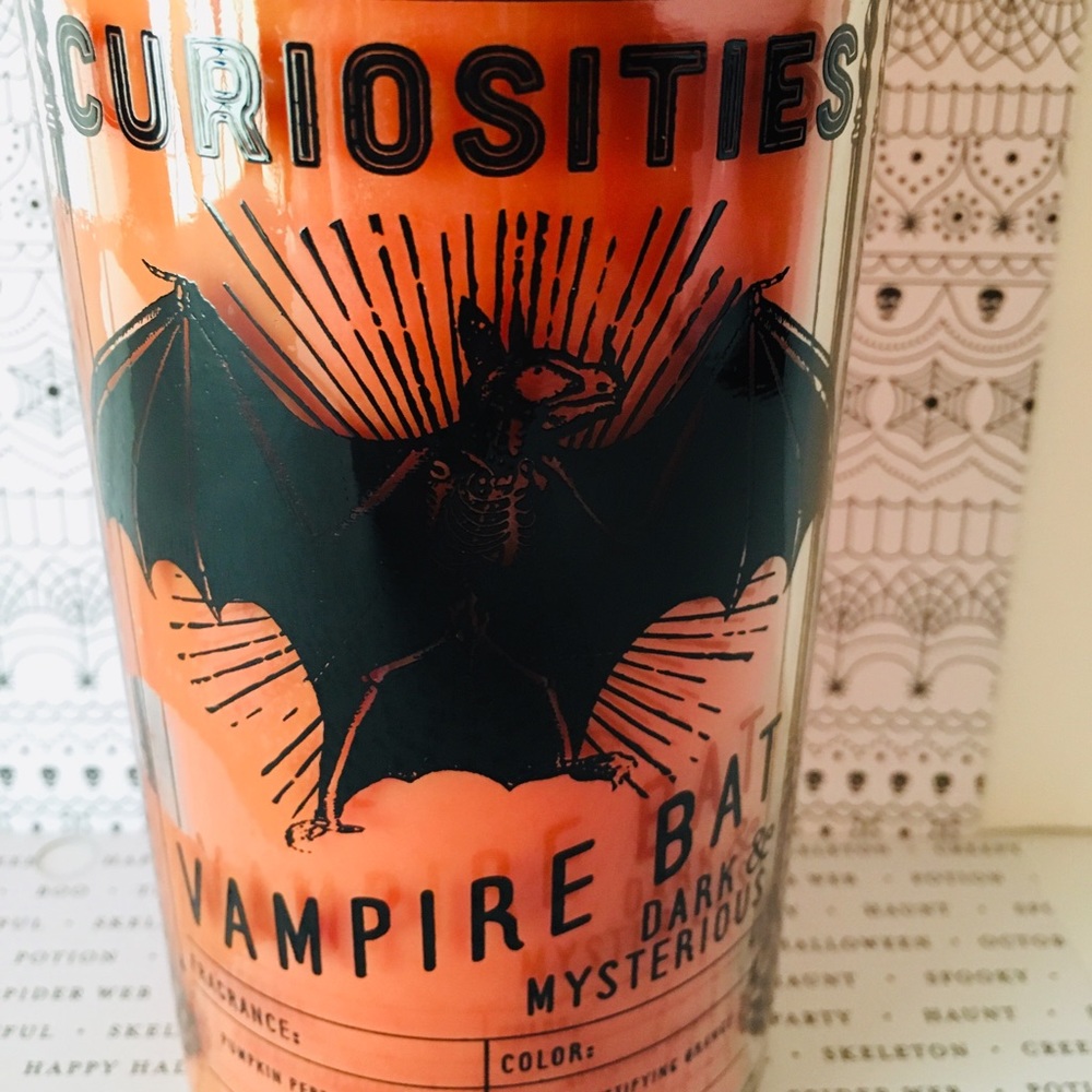 Halloween Laveau Vampire Bat Candle Pumpkin Scent - Picture 3 of 7